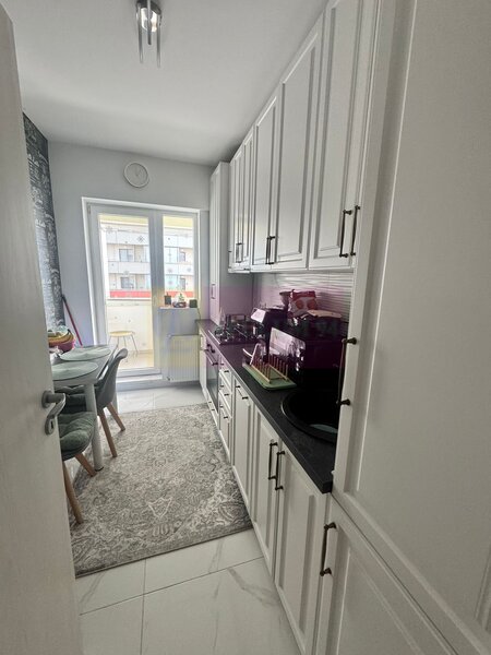 Apartament 3 camere 77mp Metrou Aparatorii Patriei
